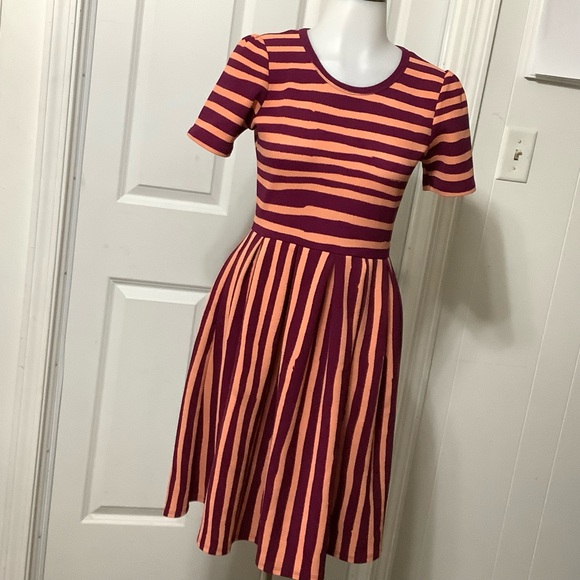Lula roe casual dress size X Small - Picture 2 of 12